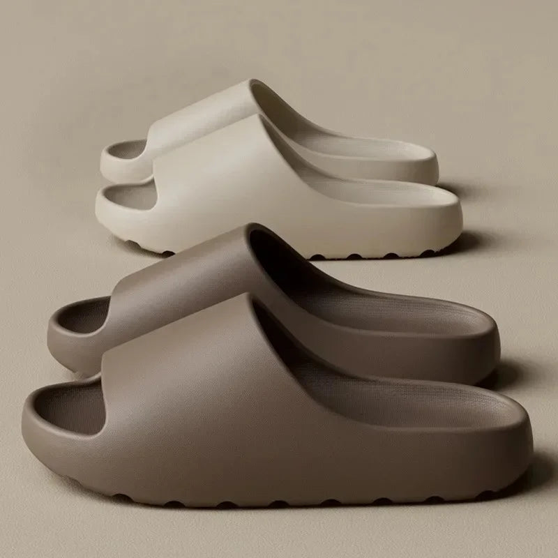 Pantoufles pour hommes EVA à semelles épaisses et souples, pantoufles d'été à la mode et sandales de plage Yeezys pour femmes